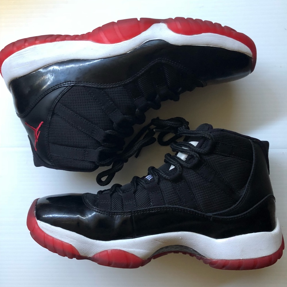 Jordan 11 Retro “Bred” Sz 8 in men SHIPS SAME DAY